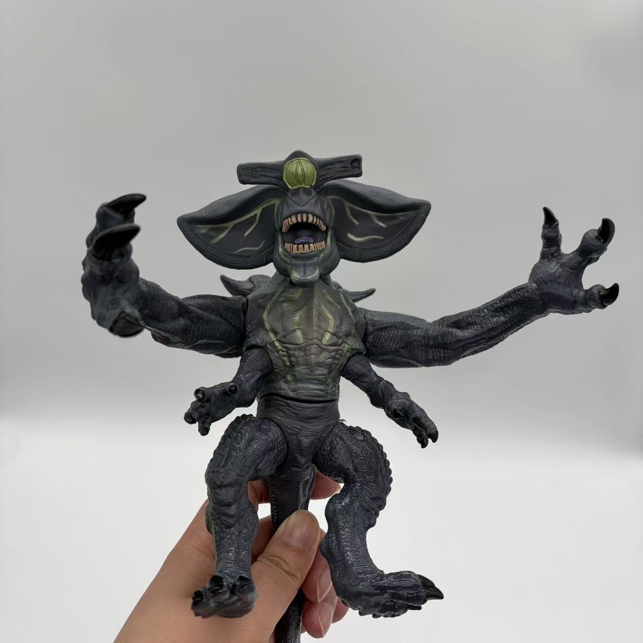 Scunner Trespasser Balta Kafas - Model Kit Godzilla incelemesi ve fiyatı